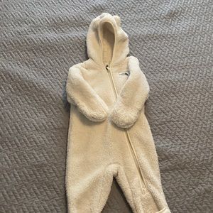 Northface Warm super cozy snowsuit.